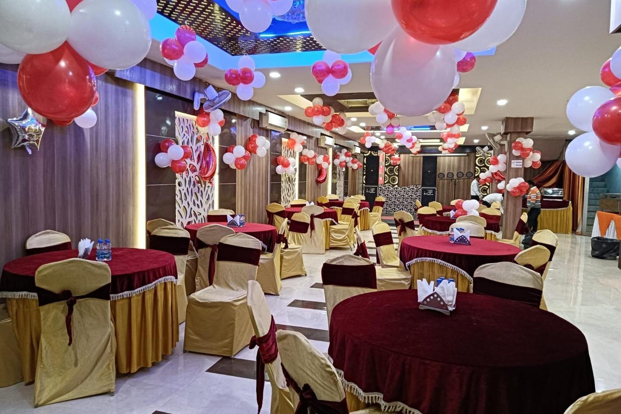 Hotel Shree Kanta Ґурґаон Екстер'єр фото