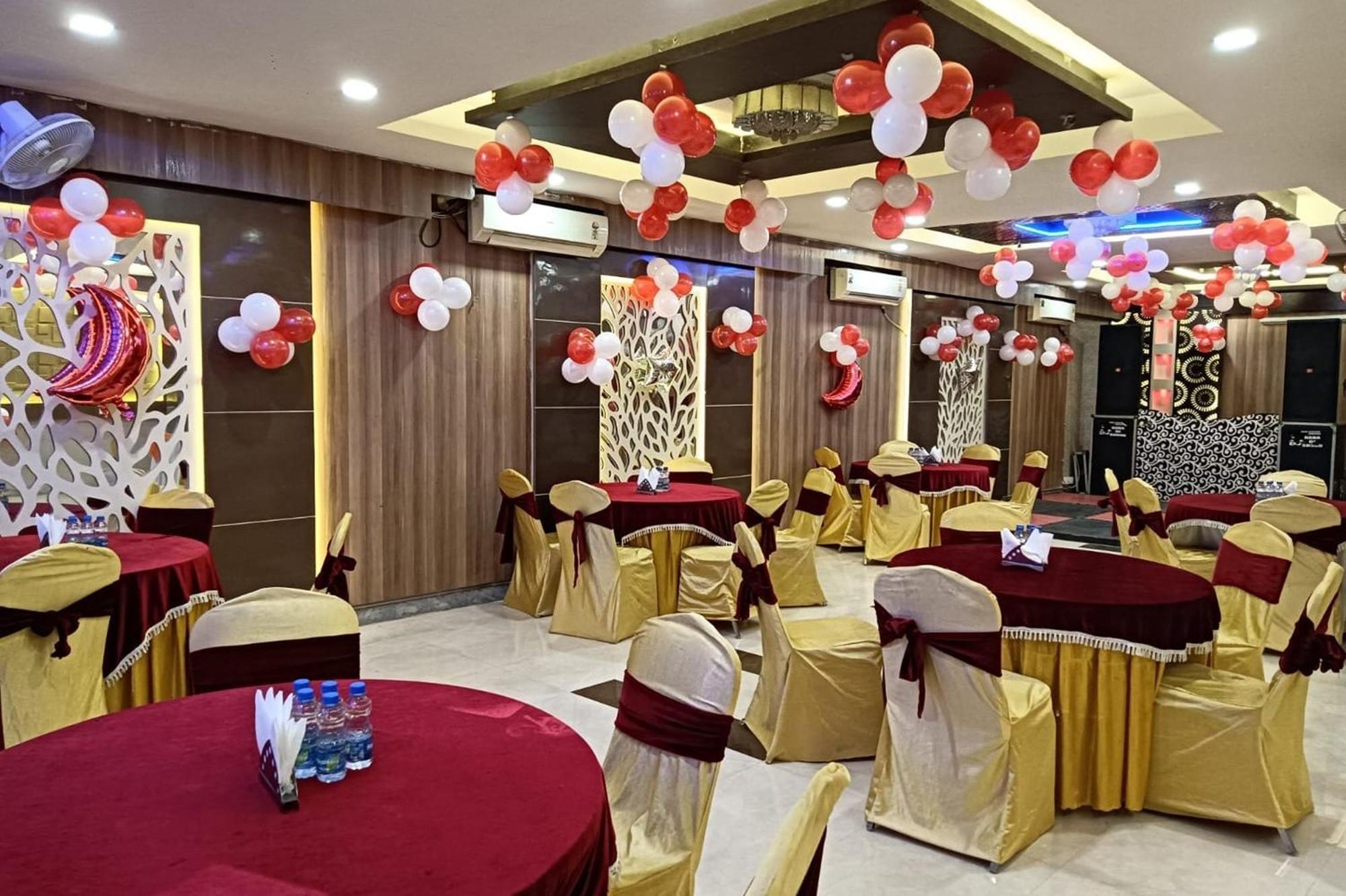 Hotel Shree Kanta Ґурґаон Екстер'єр фото